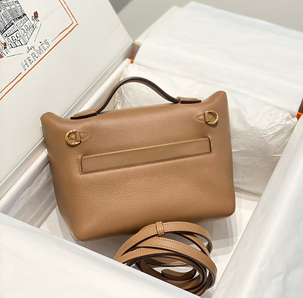 Hermes 21 Bag Light Brown with Gold Buckle Calfkin 250274