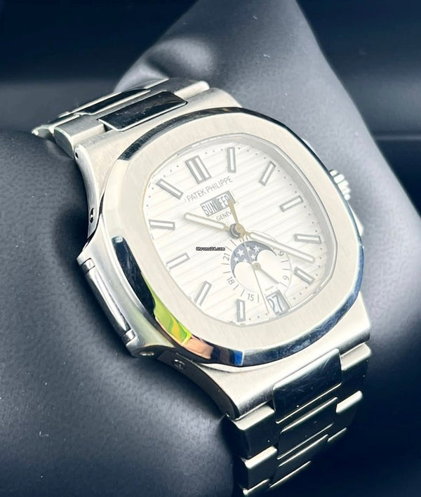 Nautilus Triple Calendar Moon Phase Full Set Mint