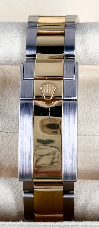 GMT-Master II 2008 like new box papers steel &Gold