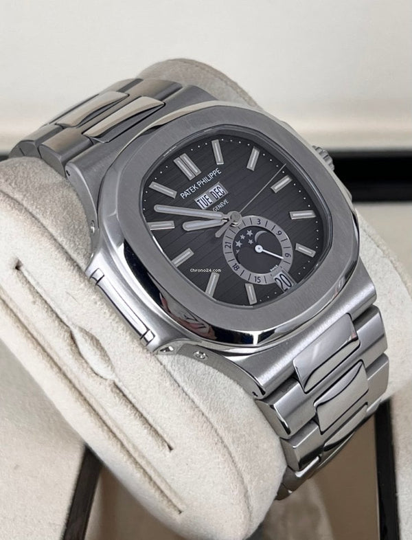 Nautilus Annual Calendar 5726 Steel Full set Like New