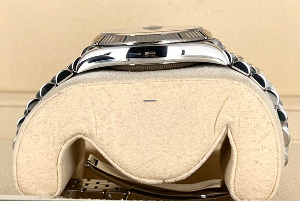 Datejust 36 Aubergine Diamonds Dial 18K White Gold Bezel