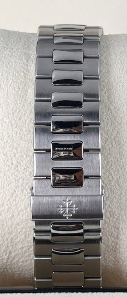 Nautilus MoonPhase Power Reserve Mint Condition