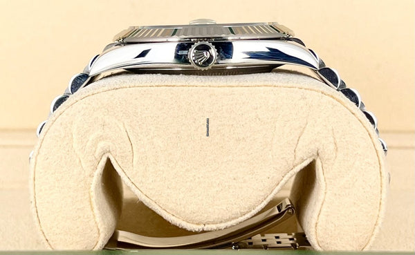 Datejust 41 Black Diamonds Dial