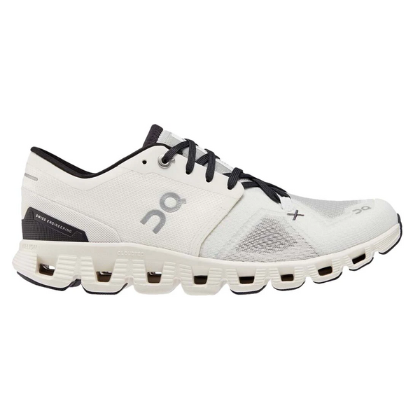On -Cloud X 3 White/Black (Women)