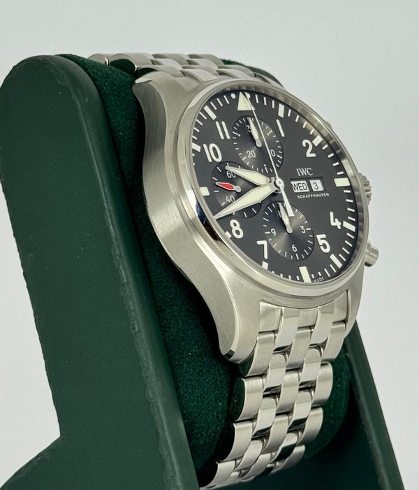 Pilot Spitfire Chronograph Full Set Like New