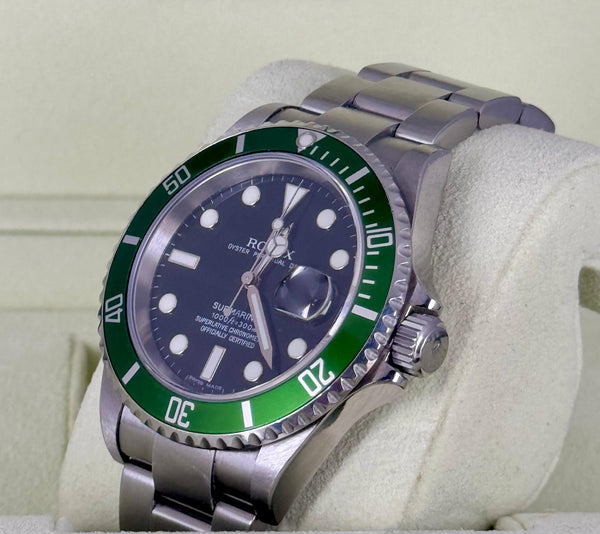 Rolex Submariner Date Kermit 16610 LV Unpolished Full Set 2006 Serial Z