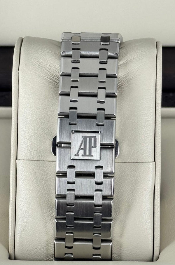 Audemars Piguet Royal Oak Dual Time 39 MM After Service 06-2025 Very Good Condition With Archive Papers