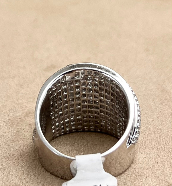 Flowers Pave Diamonds Ring