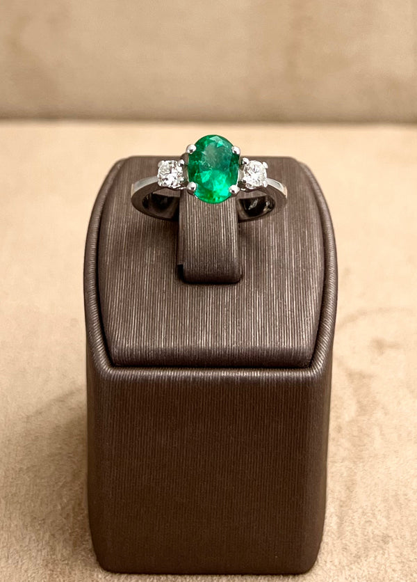 Emerald Diamond Ring
