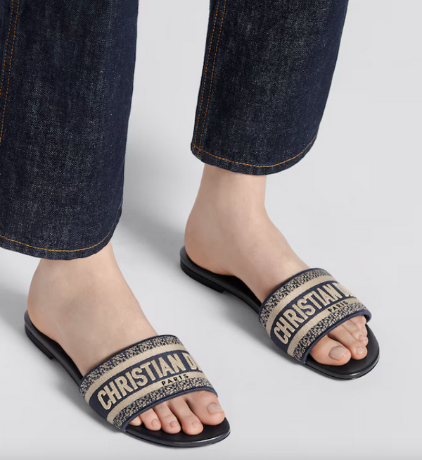 Dway Sandal