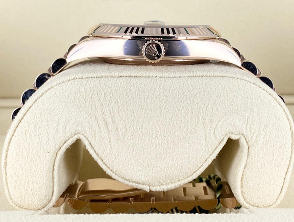 Rolex Day-Date Everose gold Baguette Diamonds