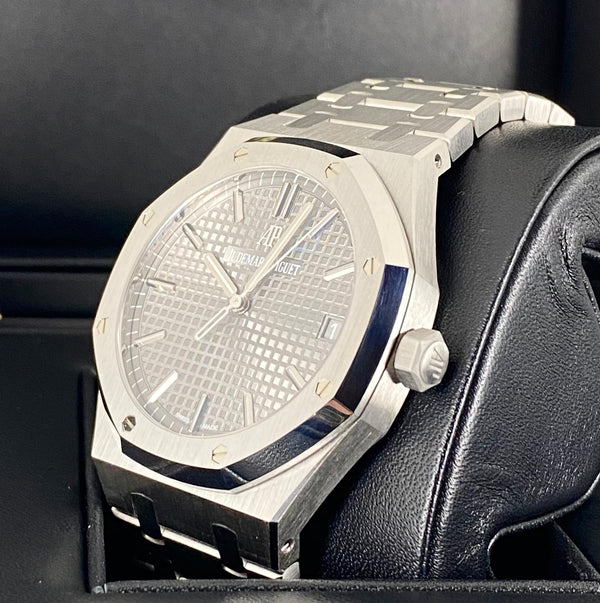 Audemars Piguet Royal Oak Jumbo