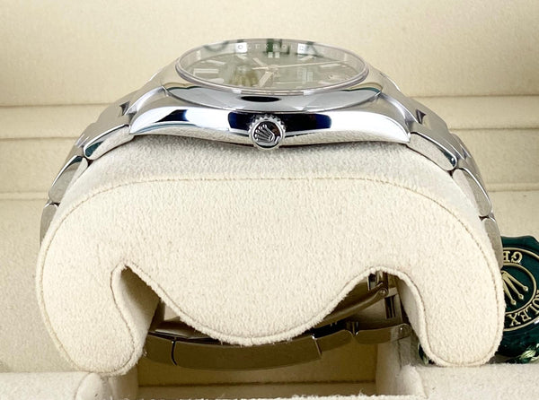 Rolex Oyster Perpetual 124300 Green