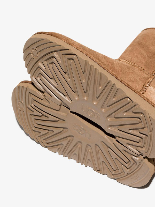 Stivali Classic II TD per bambina UGG Kids marroni con cuciture tono su tono