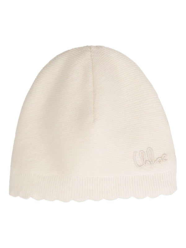 Set berretto e scarpette per neonata Chloé Kids bianco con orlo a smerlo