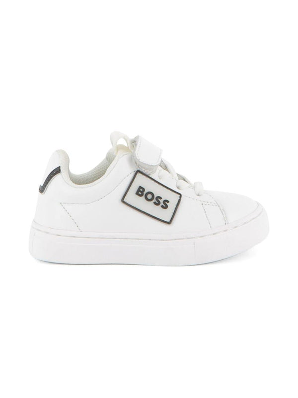 Sneakers per bambino BOSS Kids bianche con applicazione con logo