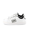Sneakers per bambino BOSS Kids bianche con dettaglio con placca con logo
