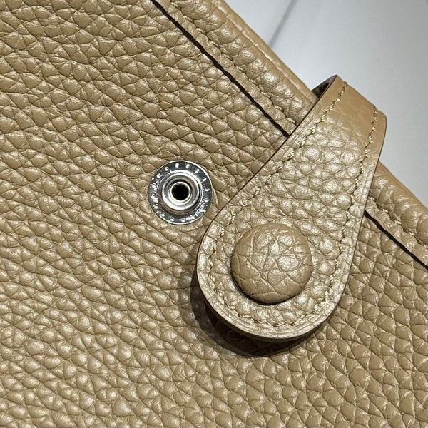 Hermes Evelyn 18 Bag Alphami Epsom Leather 255532