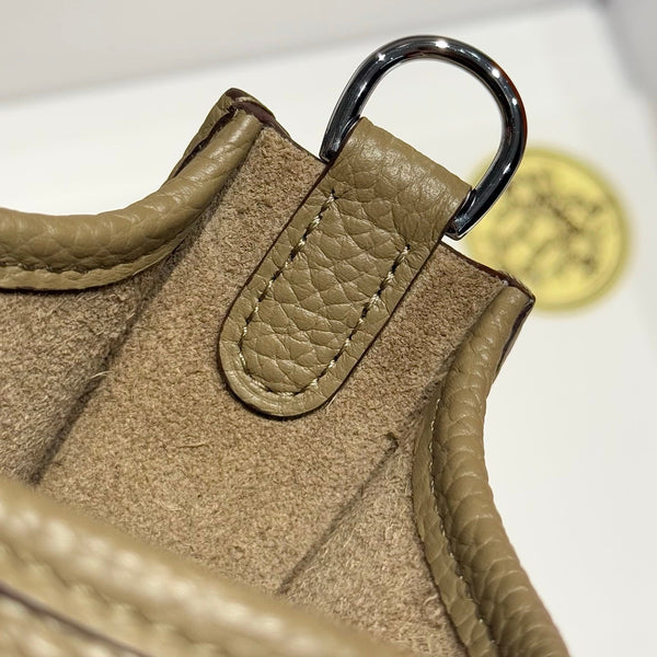 Hermes Evelyn 18 Bag Alphami Epsom Leather 255532