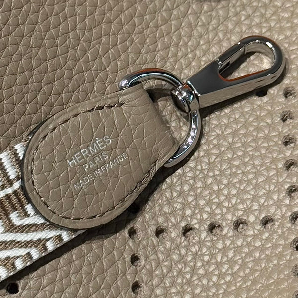 Hermes Evelyn 18 Bag Asphalt ash Epsom Leather 255531