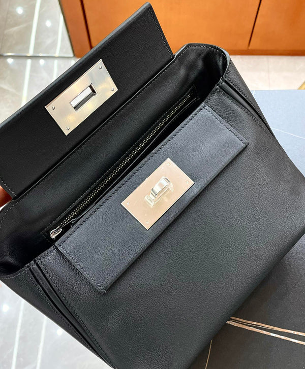 Hermes 21 Bag Black with Silver Buckle Calfskin 250278