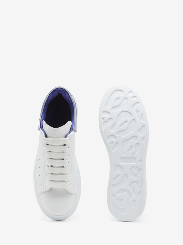 Oversize in white blue utopia