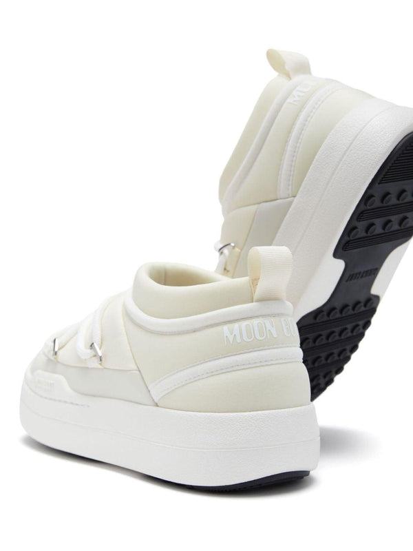 Sneakers Icon